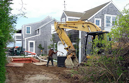 Septic system installation at Wauwinet